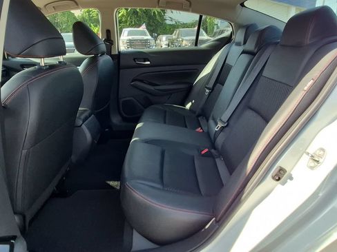 Used 2025 Nissan Altima 2.5 SR FWD image 21