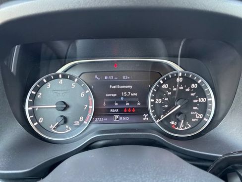 Used 2024 Nissan Titan SV AWD/4WD image 38