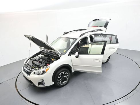 Used 2017 Subaru Crosstrek 2.0i Limited w/ Popular Package #2 AWD/4WD image 33