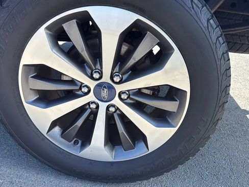Used 2019 Ford F150 XL w/ Equipment Group 101A Mid AWD/4WD image 6