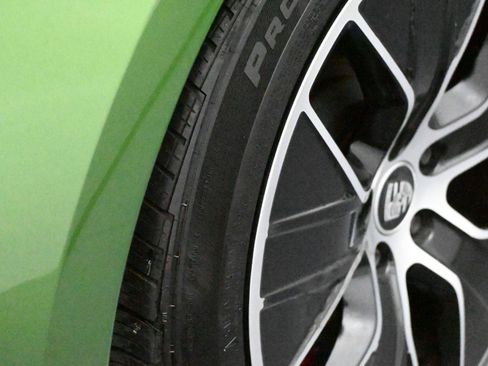 Used 2020 Porsche Taycan 4S image 23