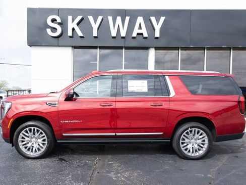 New 2026 GMC Yukon XL Denali w/ Sun & Power Step Package image 2