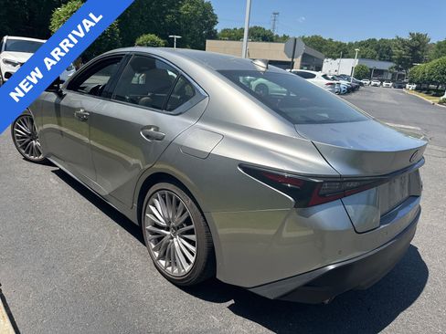 Used 2023 Lexus IS 300 AWD w/ Premium Package image 4