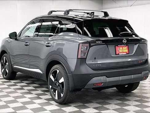 New 2026 Nissan Kicks SR w/ SR Premium Package AWD/4WD image 4