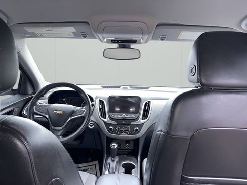 Used 2018 Chevrolet Equinox Premier image 16