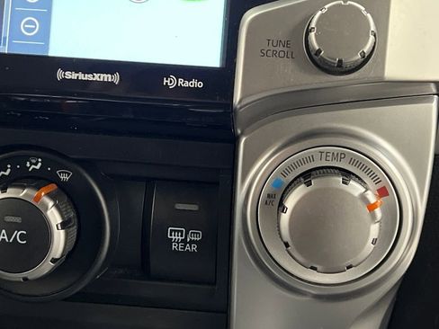 Used 2021 Toyota 4Runner SR5 Premium image 51