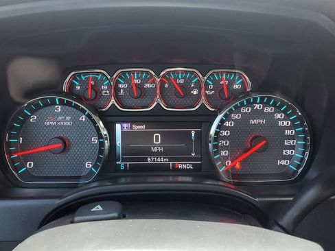 Used 2018 Chevrolet Silverado 1500 LT w/ All Star Edition AWD/4WD image 30