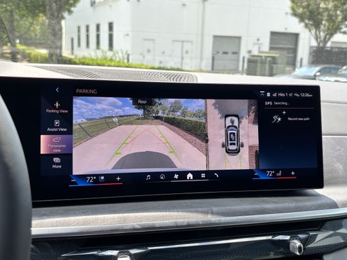 New 2027 BMW X7 xDrive40i w/ Executive Package AWD/4WD image 26