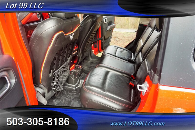Used 2018 Jeep Wrangler Unlimited Rubicon AWD/4WD image 15