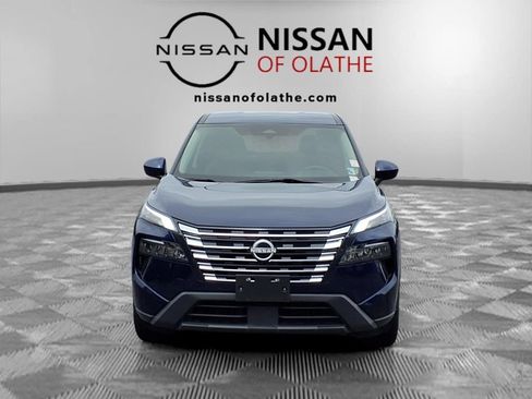 Used 2024 Nissan Rogue SV AWD/4WD image 31
