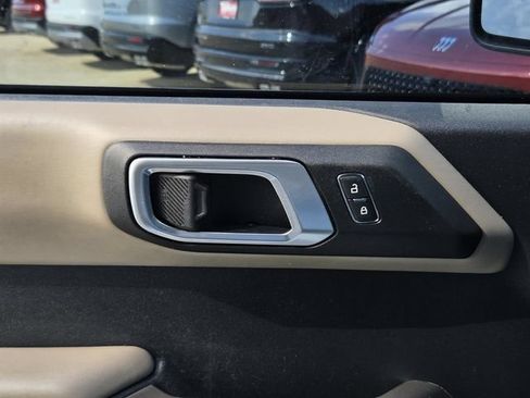 Used 2022 Ford Bronco Wildtrak AWD/4WD image 31