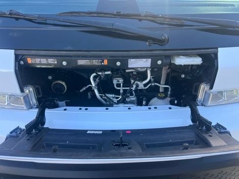 Used 2023 Chevrolet Brightdrop 600 w/ Active Safety Package 2 AWD/4WD image 17