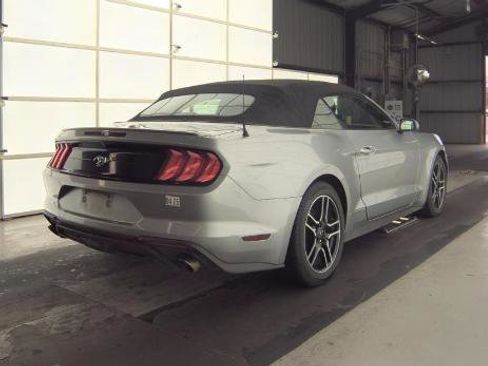 Used 2021 Ford Mustang Premium RWD image 4
