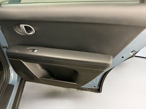 Used 2023 Hyundai Ioniq 5 SE image 31