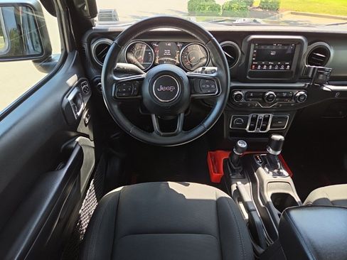 Used 2018 Jeep Wrangler Unlimited Sport S AWD/4WD image 28