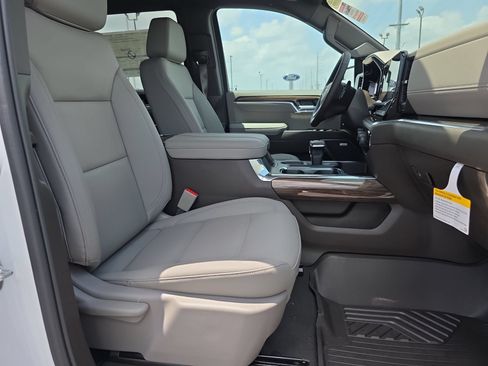 New 2026 Chevrolet Silverado 1500 RST w/ Convenience Package II AWD/4WD image 15