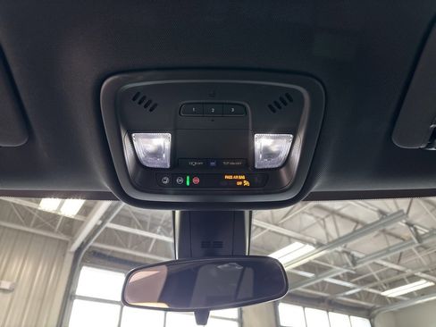 Used 2023 Chevrolet Traverse LT w/ Midnight/Sport Edition image 23