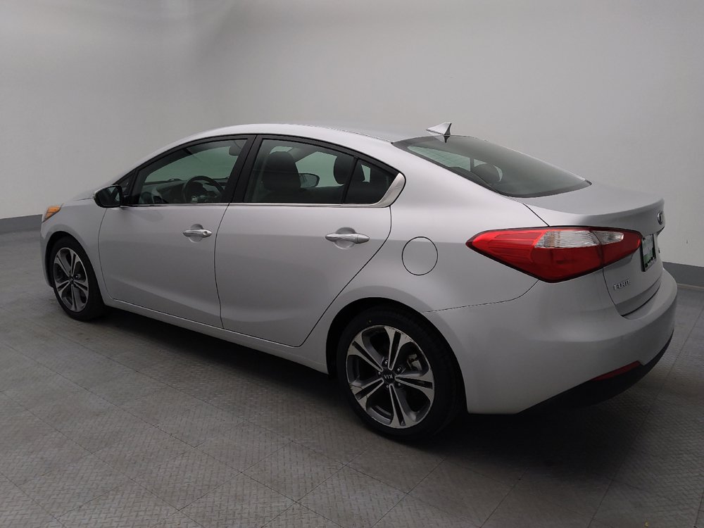 Used 2015 Kia Forte EX w/ UVO Package W/17" Alloys FWD image 3