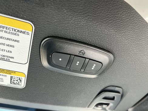 Used 2024 Jeep Wrangler Unlimited AWD/4WD image 32