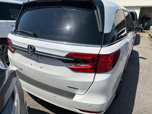 Used 2022 Honda Odyssey Touring image 5