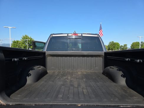 Used 2022 RAM 1500 Big Horn AWD/4WD image 27