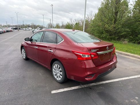 Used 2019 Nissan Sentra S image 6