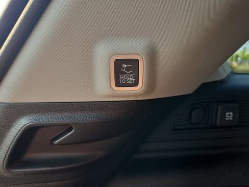 Used 2023 Jeep Grand Cherokee 4WD 4xe image 18