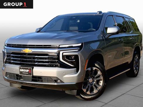 Used 2025 Chevrolet Tahoe LT w/ Comfort Package AWD/4WD image 1