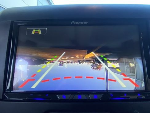 Used 2015 Jeep Wrangler Unlimited Sahara w/ Connectivity Group image 19