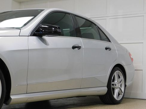 Used 2013 Mercedes-Benz E 350 4MATIC Sedan image 21