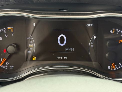 Used 2022 Jeep Grand Cherokee Laredo X image 23