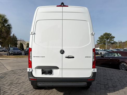 New 2026 Mercedes-Benz Sprinter 2500 image 8