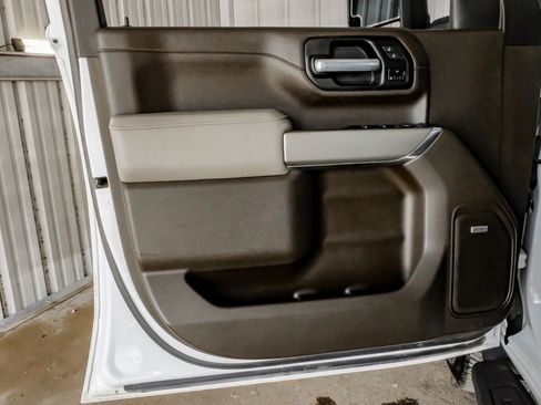 Used 2021 Chevrolet Silverado 2500 LTZ w/ LTZ Texas Edition AWD/4WD image 44