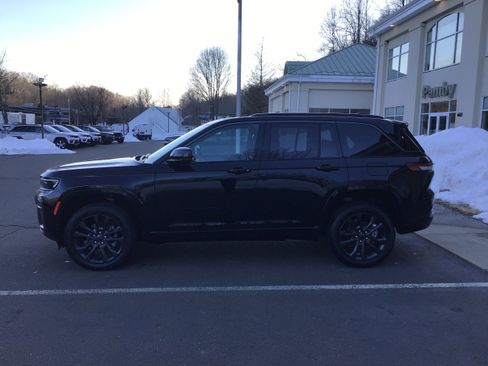 New 2026 Jeep Grand Cherokee Limited image 4