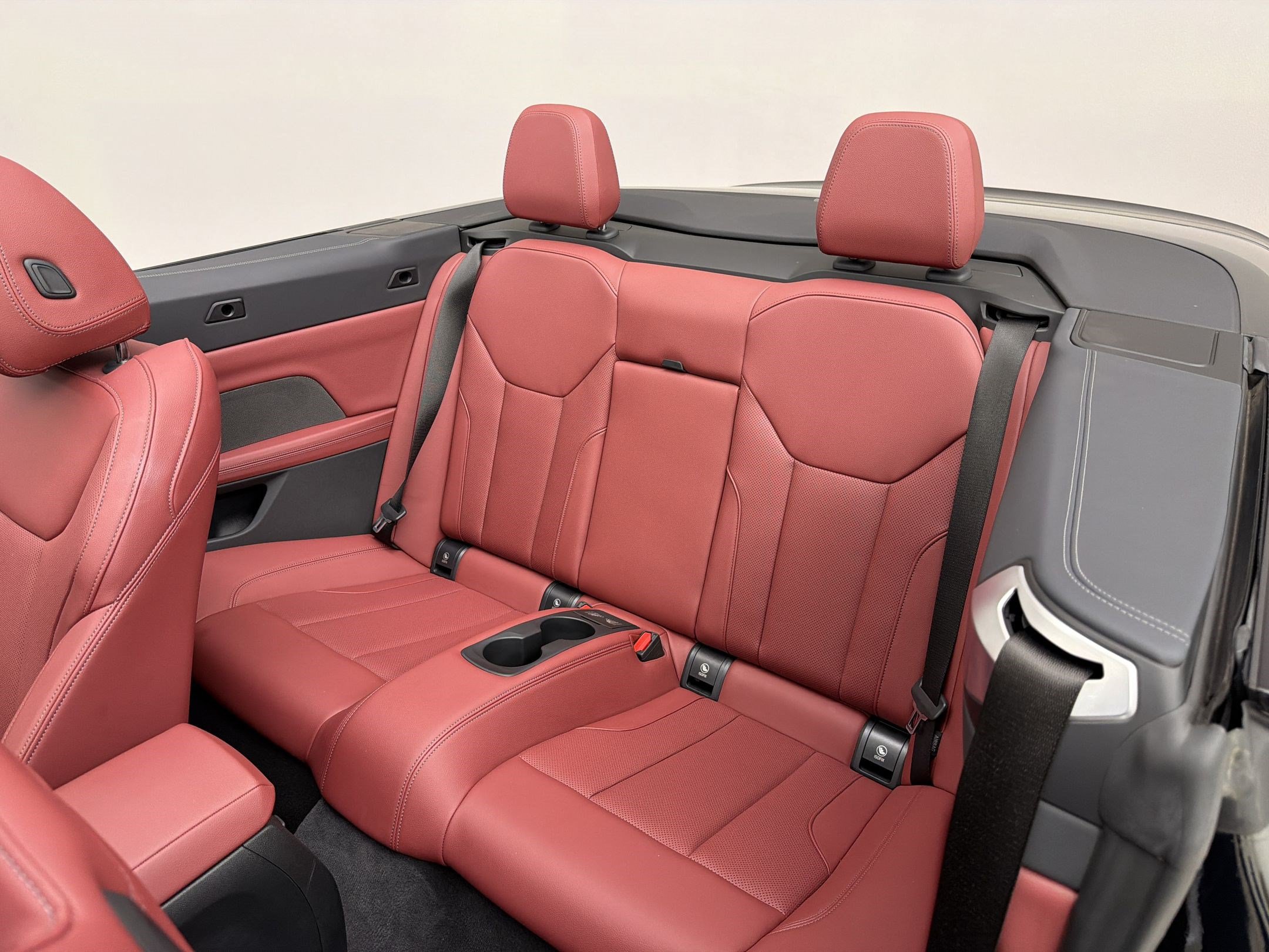 Used 2025 BMW M440i Convertible w/ Premium Package RWD image 25
