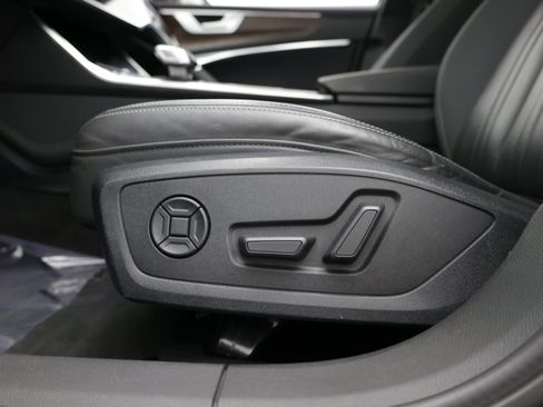 Used 2020 Audi A6 2.0T Premium Plus w/ Premium Plus Package AWD/4WD image 16