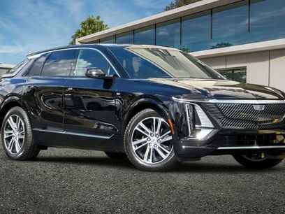 New 2026 Cadillac Lyriq Premium Luxury