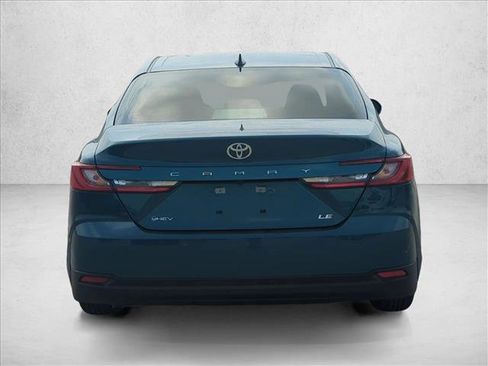Used 2026 Toyota Camry LE w/ Convenience Package image 6