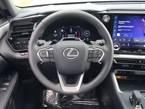 Certified 2025 Lexus TX 350 FWD w/ Technology Package image 30