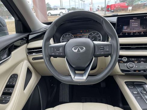 Used 2025 INFINITI QX60 Pure image 14