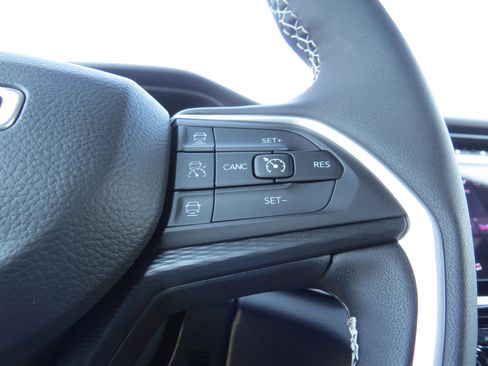 New 2025 Jeep Grand Cherokee 4WD image 22