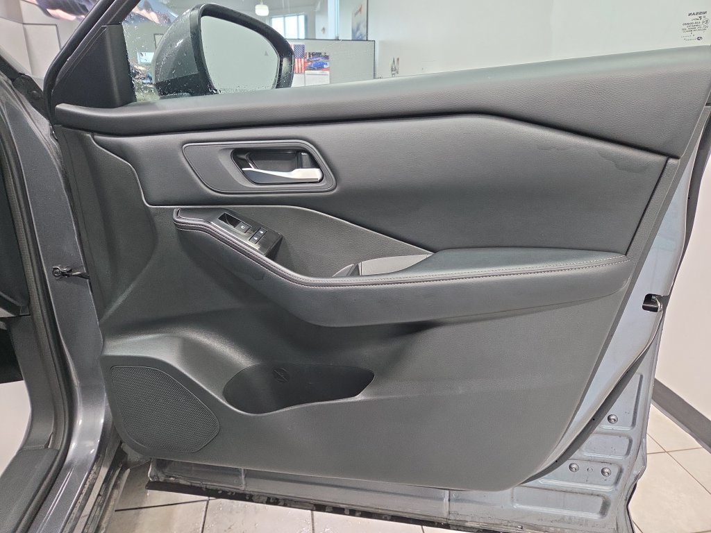 Used 2026 Nissan Rogue SV AWD/4WD image 20