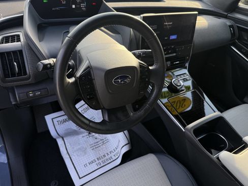 Used 2023 Toyota bZ4X AWD image 16