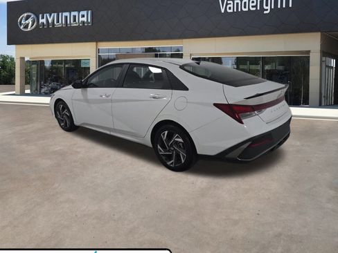 Certified 2025 Hyundai Elantra Sport image 1