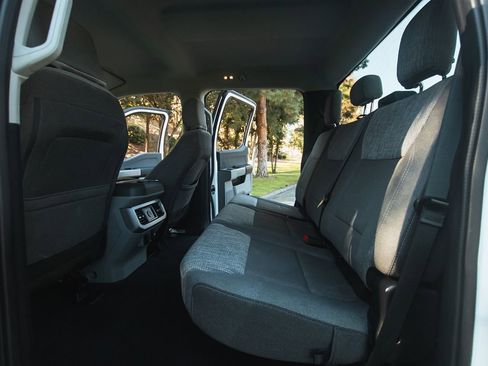 Used 2024 Ford F250 XLT w/ FX4 Off-Road Package image 18