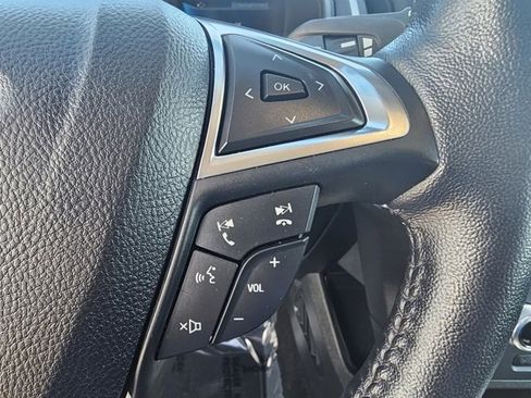 Used 2022 Ford Edge SEL w/ Convenience Package image 26