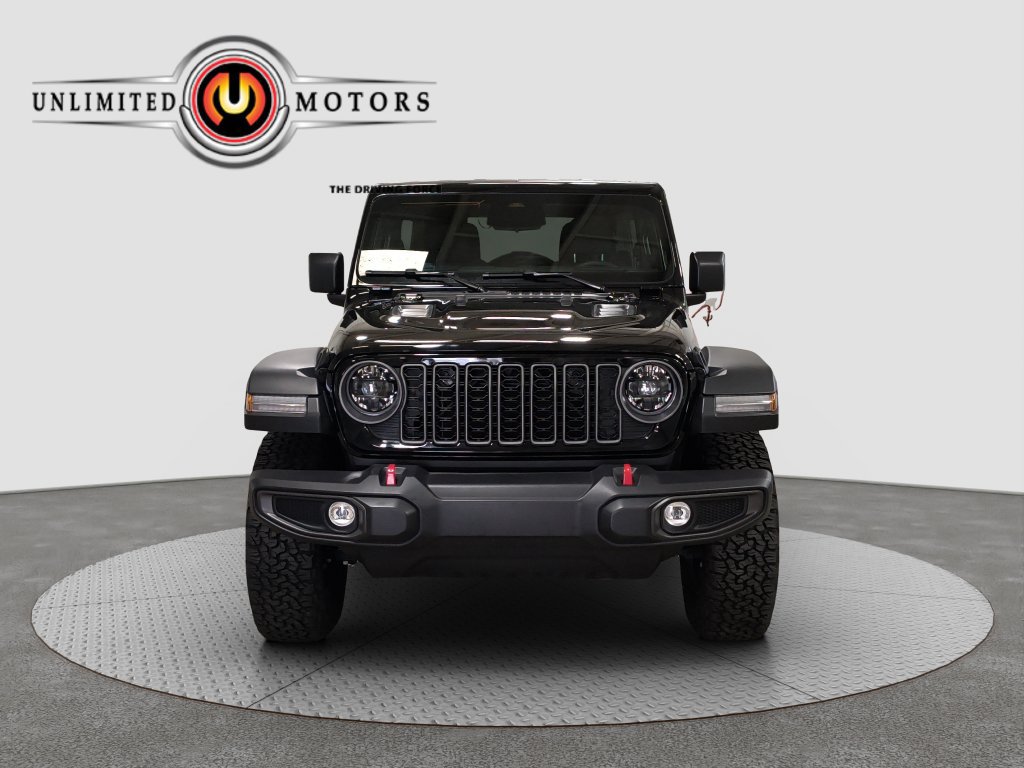 Used 2026 Jeep Wrangler Unlimited Rubicon w/ Dual Top Group AWD/4WD image 25