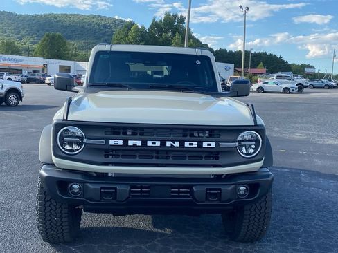 New 2026 Ford Bronco Big Bend w/ Black Diamond Package AWD/4WD image 2