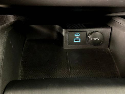 Used 2023 Ford Escape ST-Line image 32