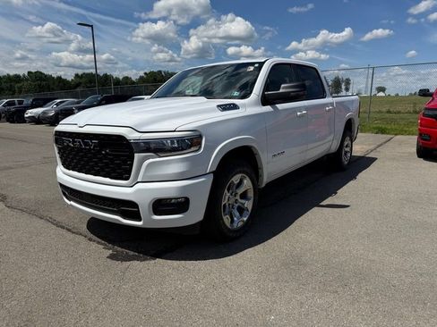 Used 2025 RAM 1500 Big Horn AWD/4WD image 3
